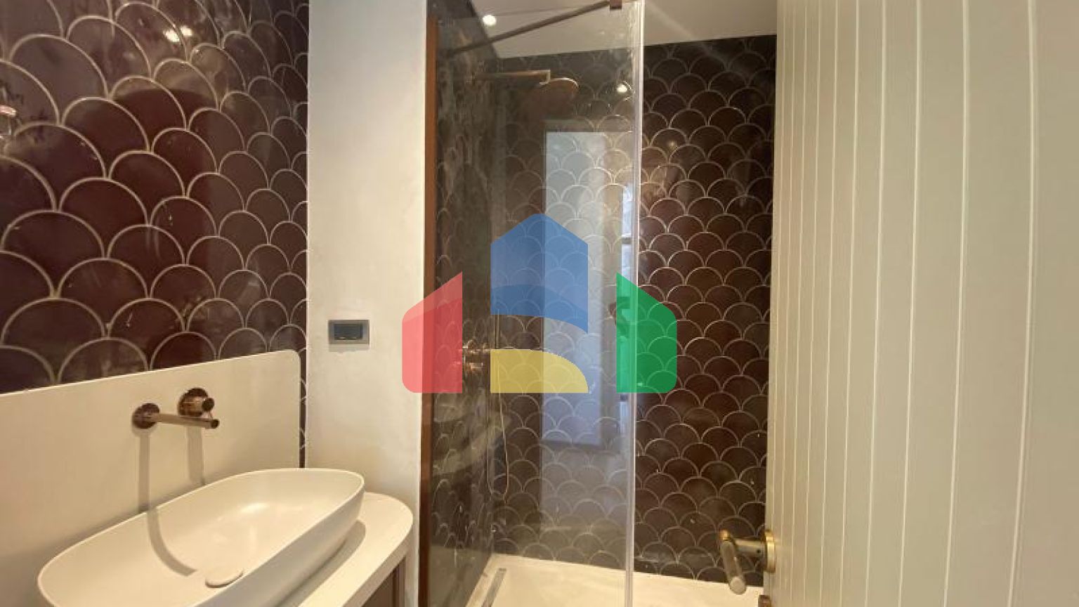 Вилла 5+2 с видом на море в Бодрум