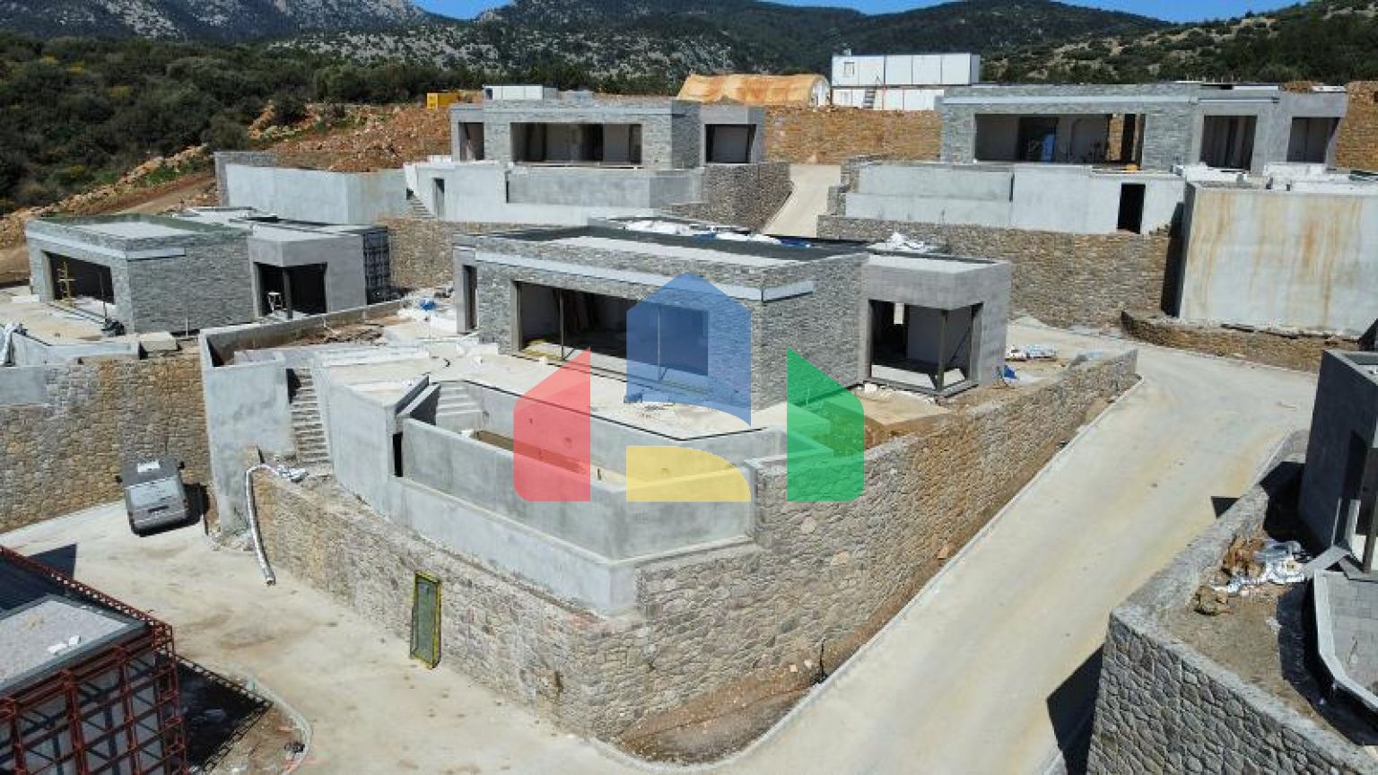 Вилла 5+2 с видом на море в Бодрум