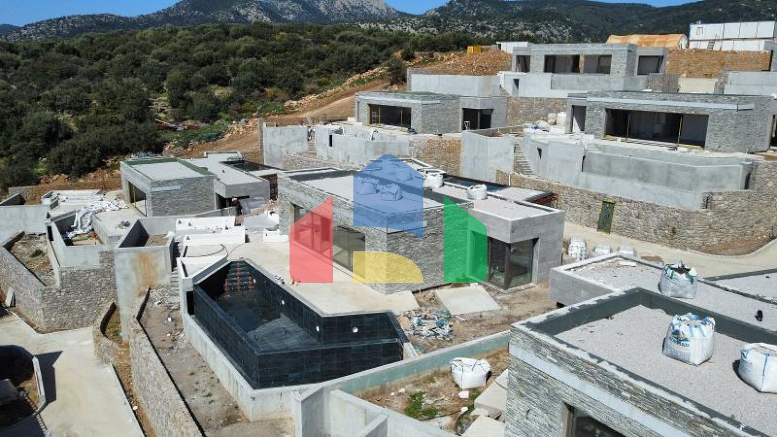 Вилла 5+2 с видом на море в Бодрум