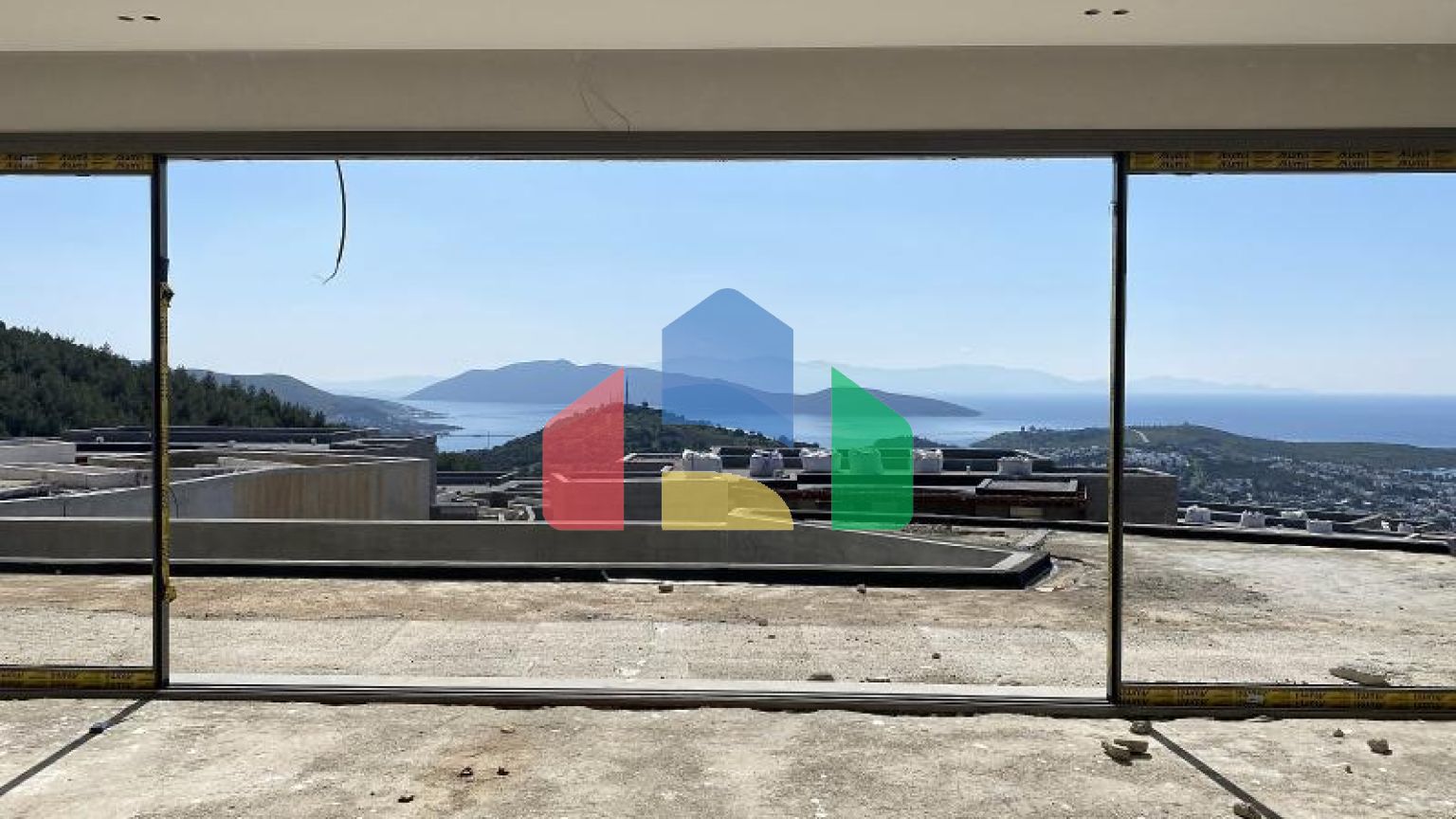 Вилла 5+2 с видом на море в Бодрум