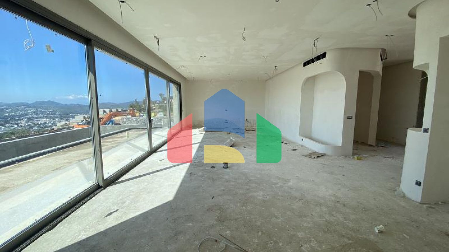 Вилла 5+2 с видом на море в Бодрум