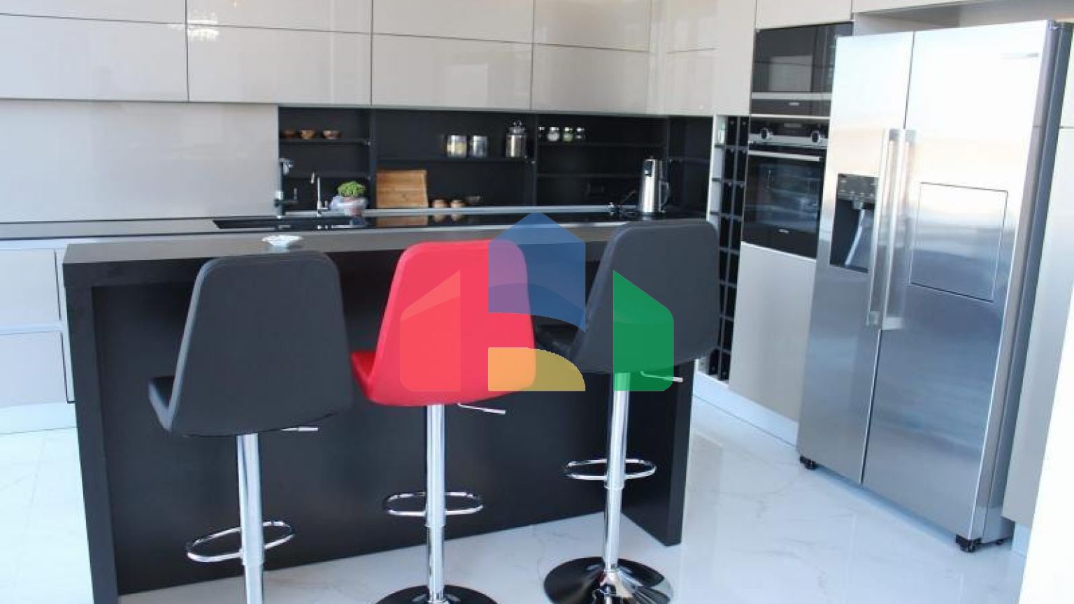 Вилла 5+1 с видом на море в Бодрум