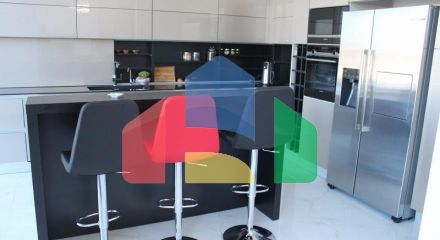 Вилла 5+1 с видом на море в Бодрум