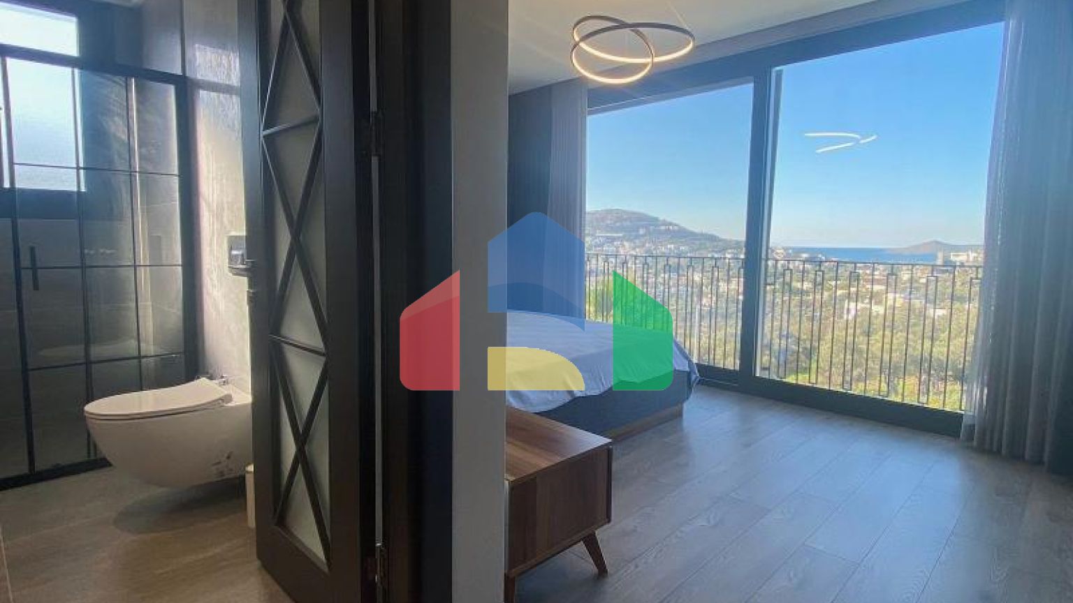 Вилла 5+1 с видом на море в Бодрум