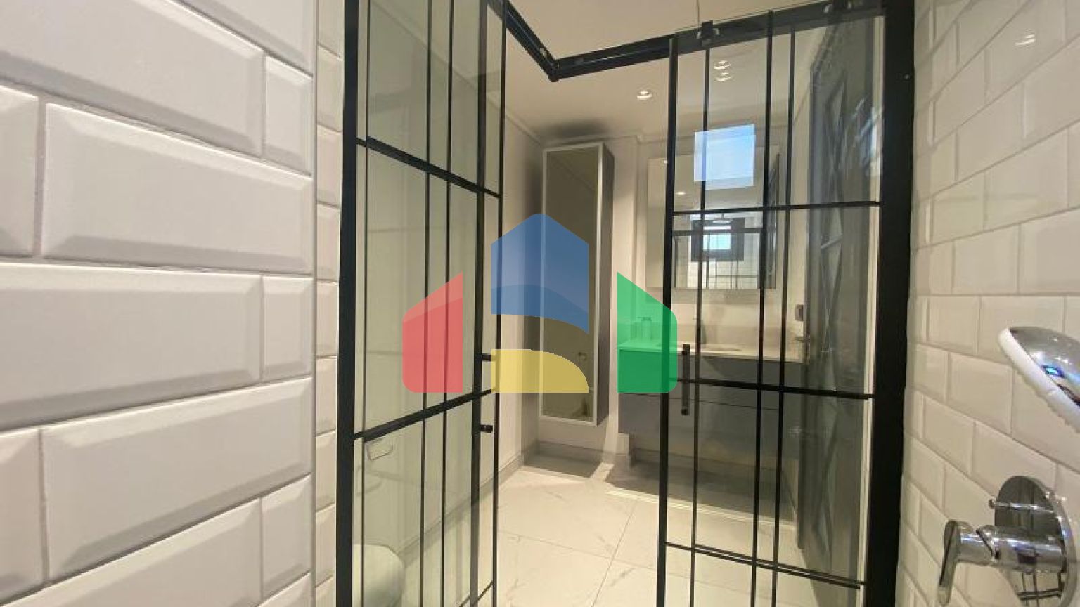 Вилла 5+1 с видом на море в Бодрум