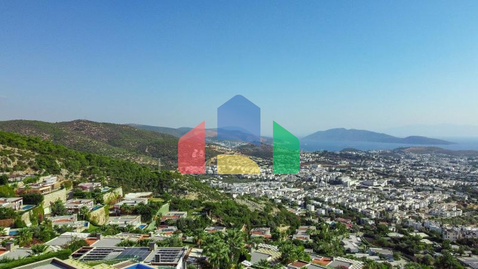 Вилла 7+2 с видом на море в Бодрум