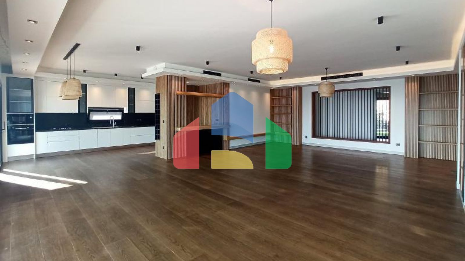 Вилла 7+2 с видом на море в Бодрум