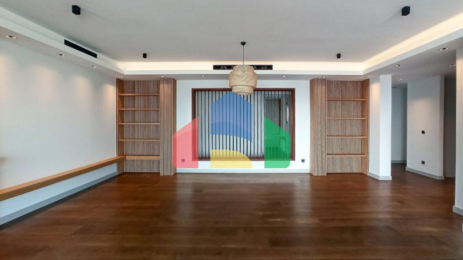 Вилла 7+2 с видом на море в Бодрум