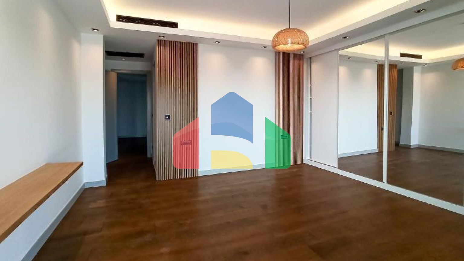 Вилла 7+2 с видом на море в Бодрум