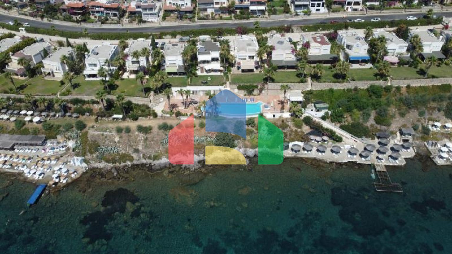 Вилла 7+1 с видом на море в Бодрум