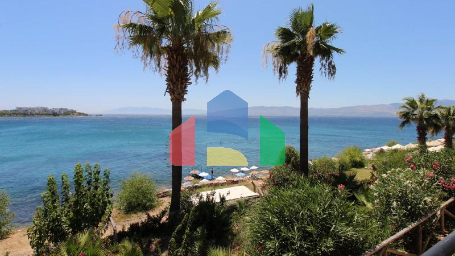 Вилла 7+1 с видом на море в Бодрум