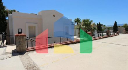 Вилла 7+1 с видом на море в Бодрум