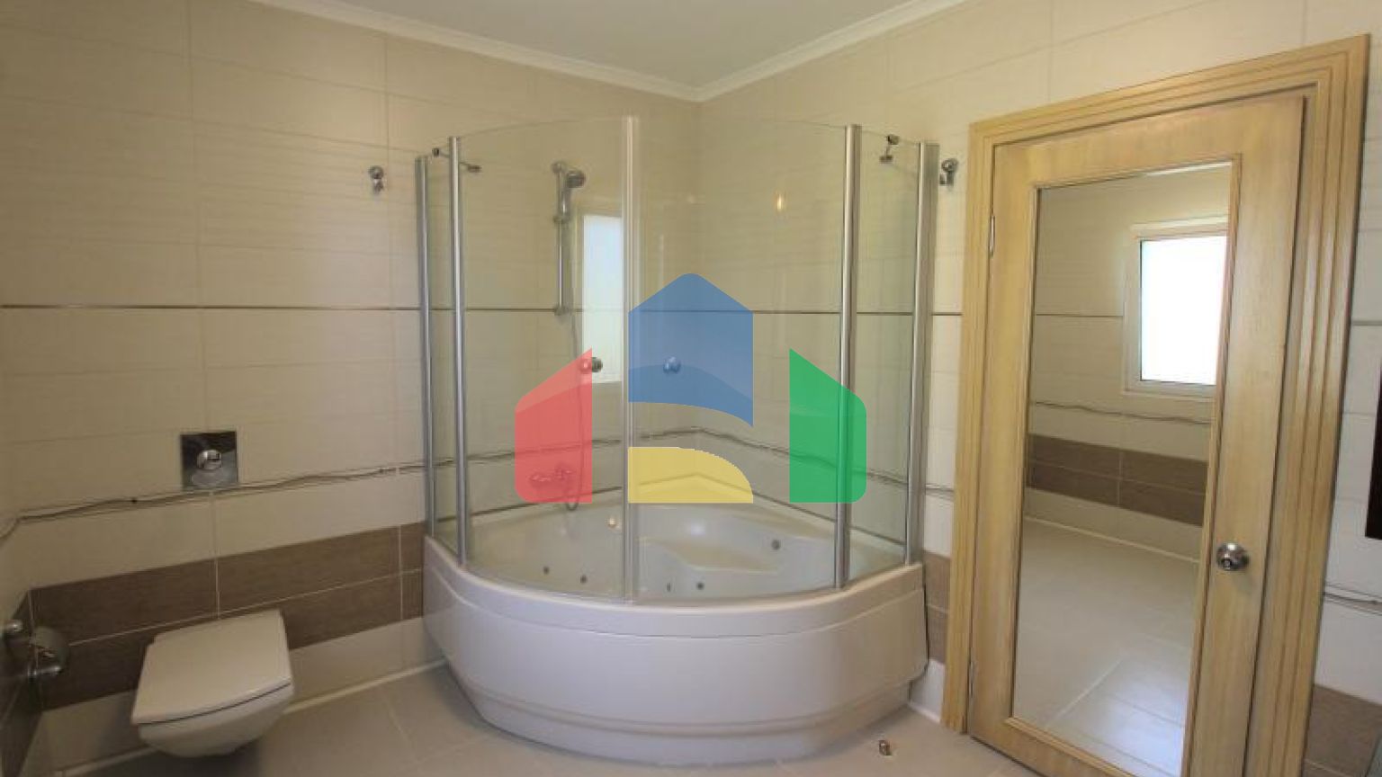 Вилла 7+1 с видом на море в Бодрум