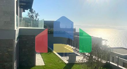 Вилла 5+1 с видом на море в Бодрум