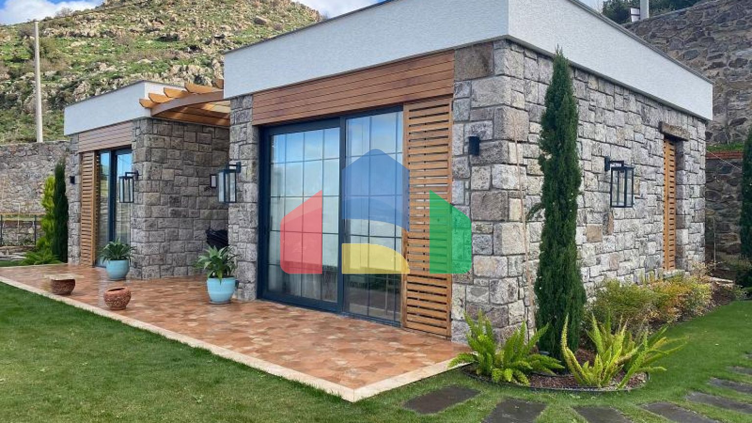 Вилла 4+3 с видом на море в Бодрум