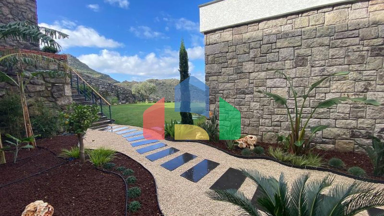 Вилла 4+3 с видом на море в Бодрум