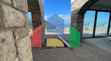 Вилла 4+3 с видом на море в Бодрум