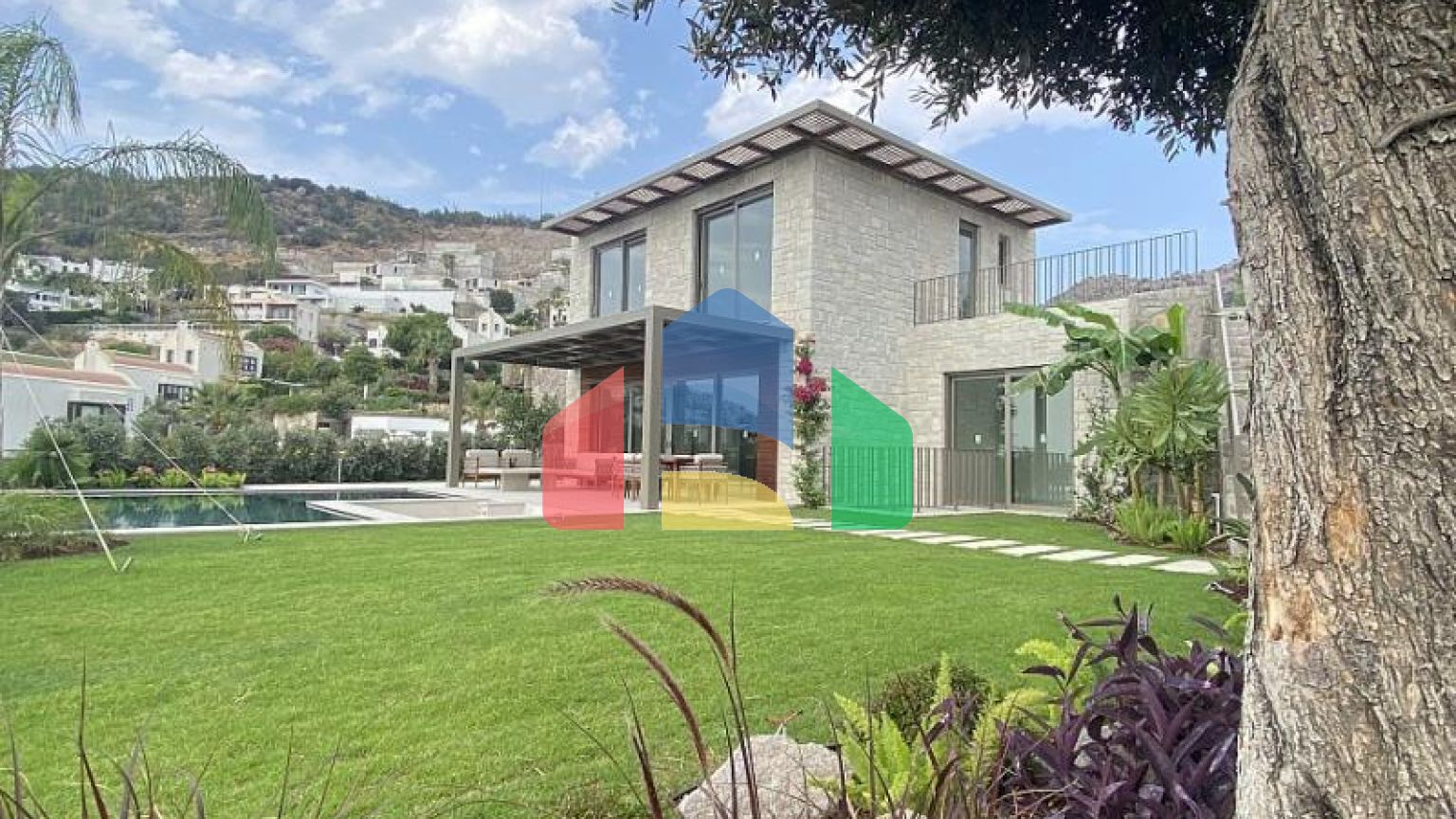 Вилла 4+1 с видом на море в Бодрум