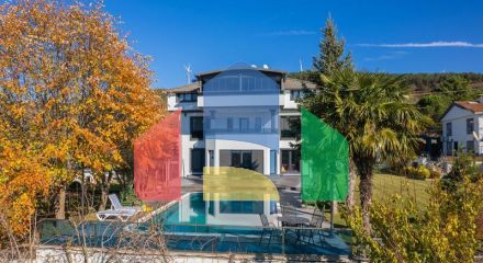 Вилла 9+4 в Стамбуле