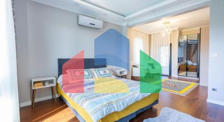 Вилла 9+4 в Стамбуле