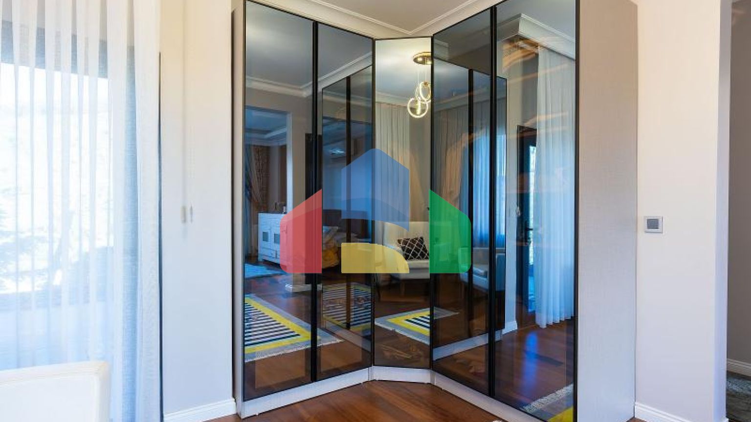 Вилла 9+4 в Стамбуле