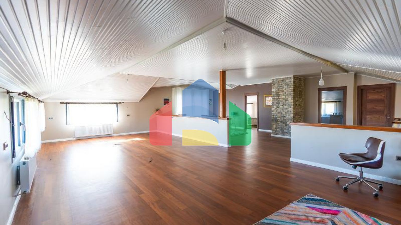 Вилла 9+4 в Стамбуле