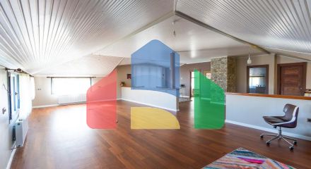 Вилла 9+4 в Стамбуле