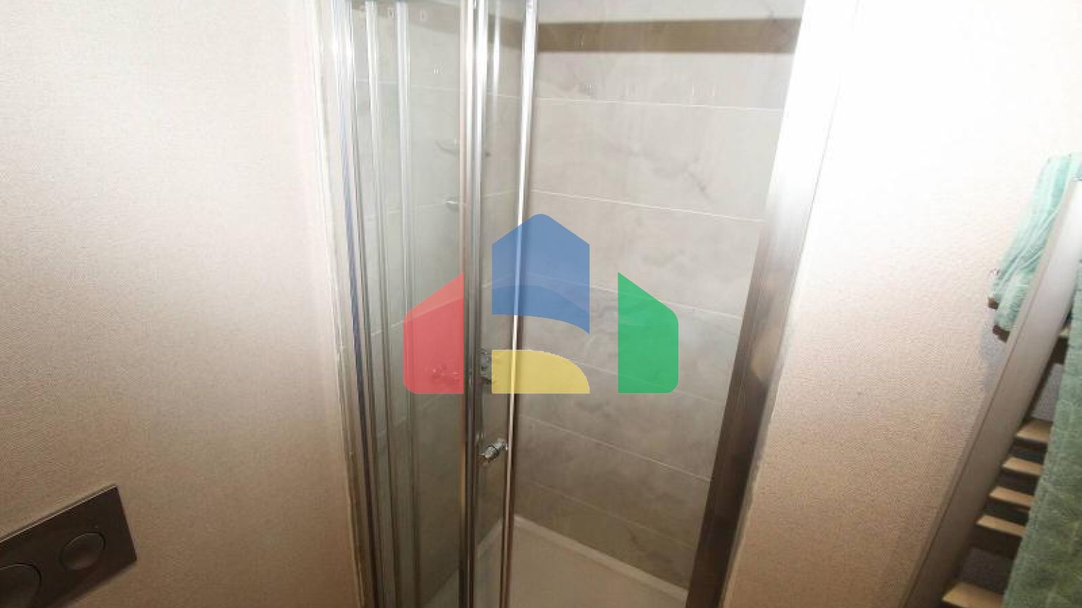 Квартира 4+1 с видом на море в Стамбуле