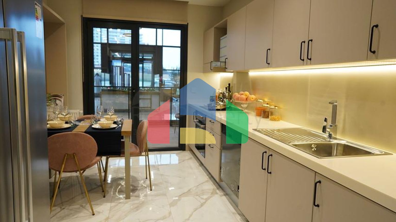 Комплекс в Стамбула с идеальной транспортной развязкой