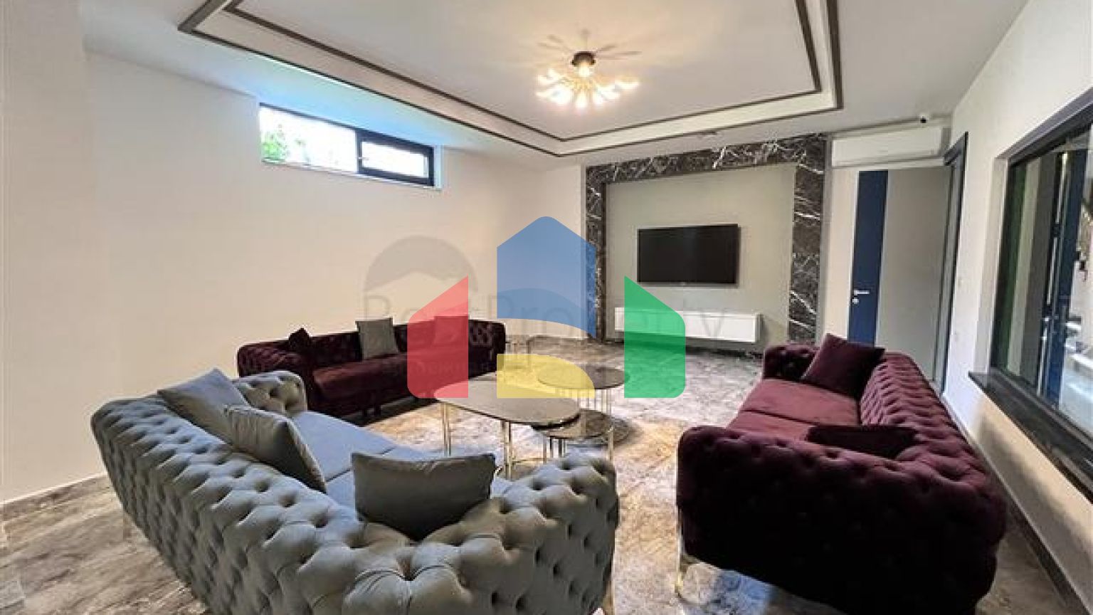 Квартира 1+1 с видом на горы в современном комплексе