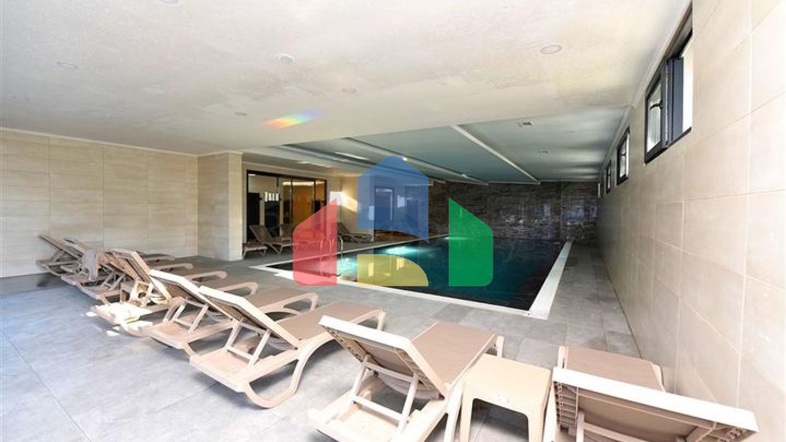 Квартира 1+1 с видом на горы в современном комплексе