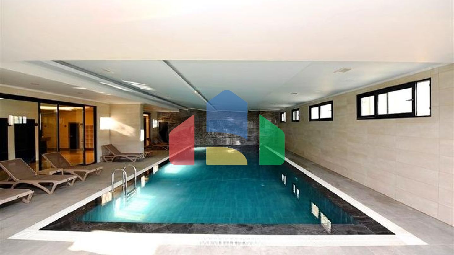 Квартира 1+1 с видом на горы в современном комплексе