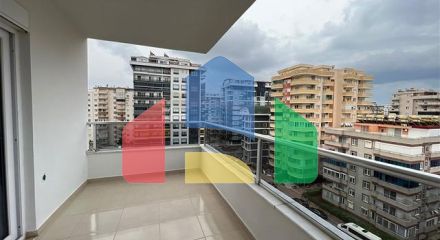 Трехкомнатная квартира в 450 м от моря