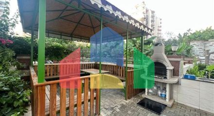 Трехкомнатная квартира в 450 м от моря