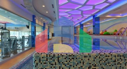 Королевские апартаменты 3+1 в комплексе отельного типа в Махмутларе