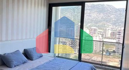 Трехкомнатная квартира в 20 м от моря Трехкомнатная квартира в 20 м от моря