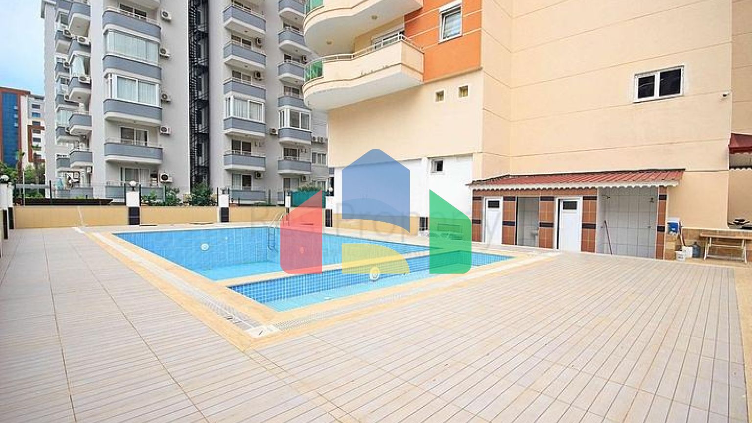 Продается пентхаус 3+1 в районе Махмутлар