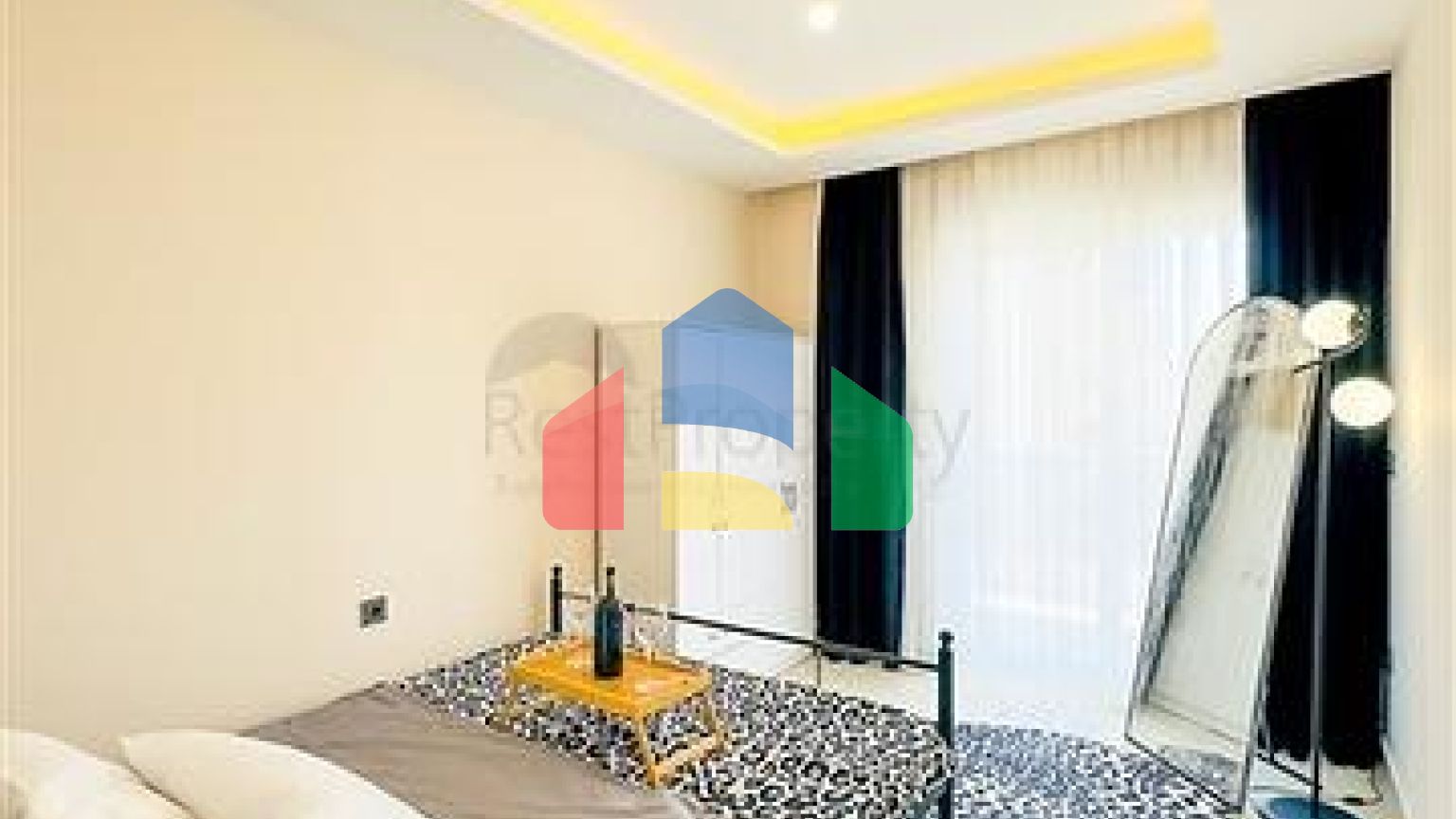 Двухкомнатная квартира в 500 метрах от моря