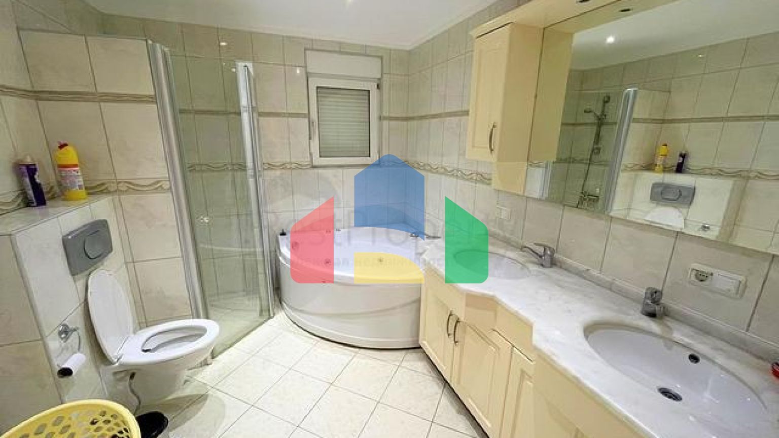 Вилла 3+1 в районе Махмутлар