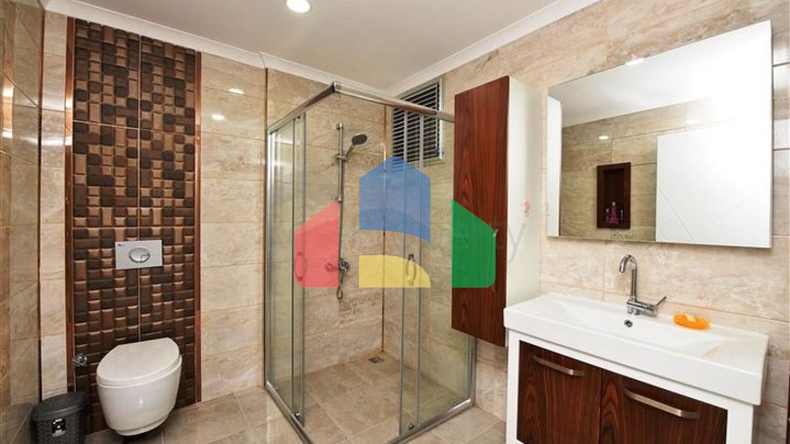 Просторная квартира 1+1 в районе Махмутлар