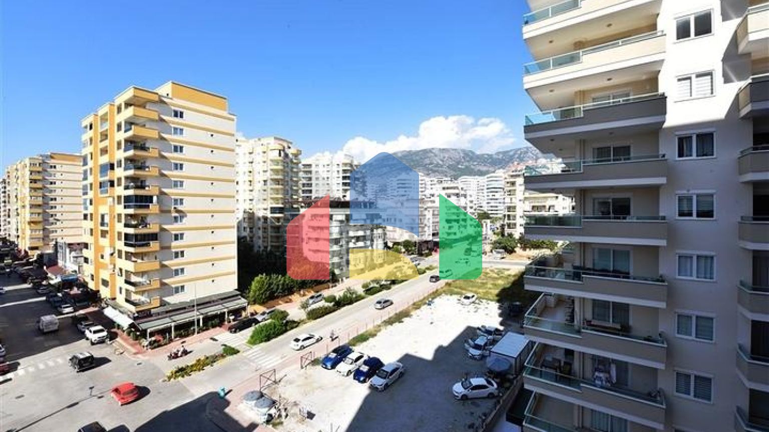 Просторная квартира 1+1 в районе Махмутлар