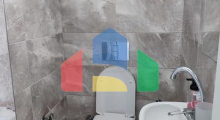 Трикімнатний пентхаус в житловому комплексі з інфраструктурою