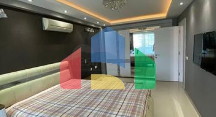 Трехкомнатный пентхаус в жилом комплексе с инфраструктурой