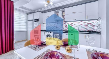 Просторная квартира в районе Махмутлар с видом на море и горы Просторная квартира в районе Махмутлар с видом на море и горы