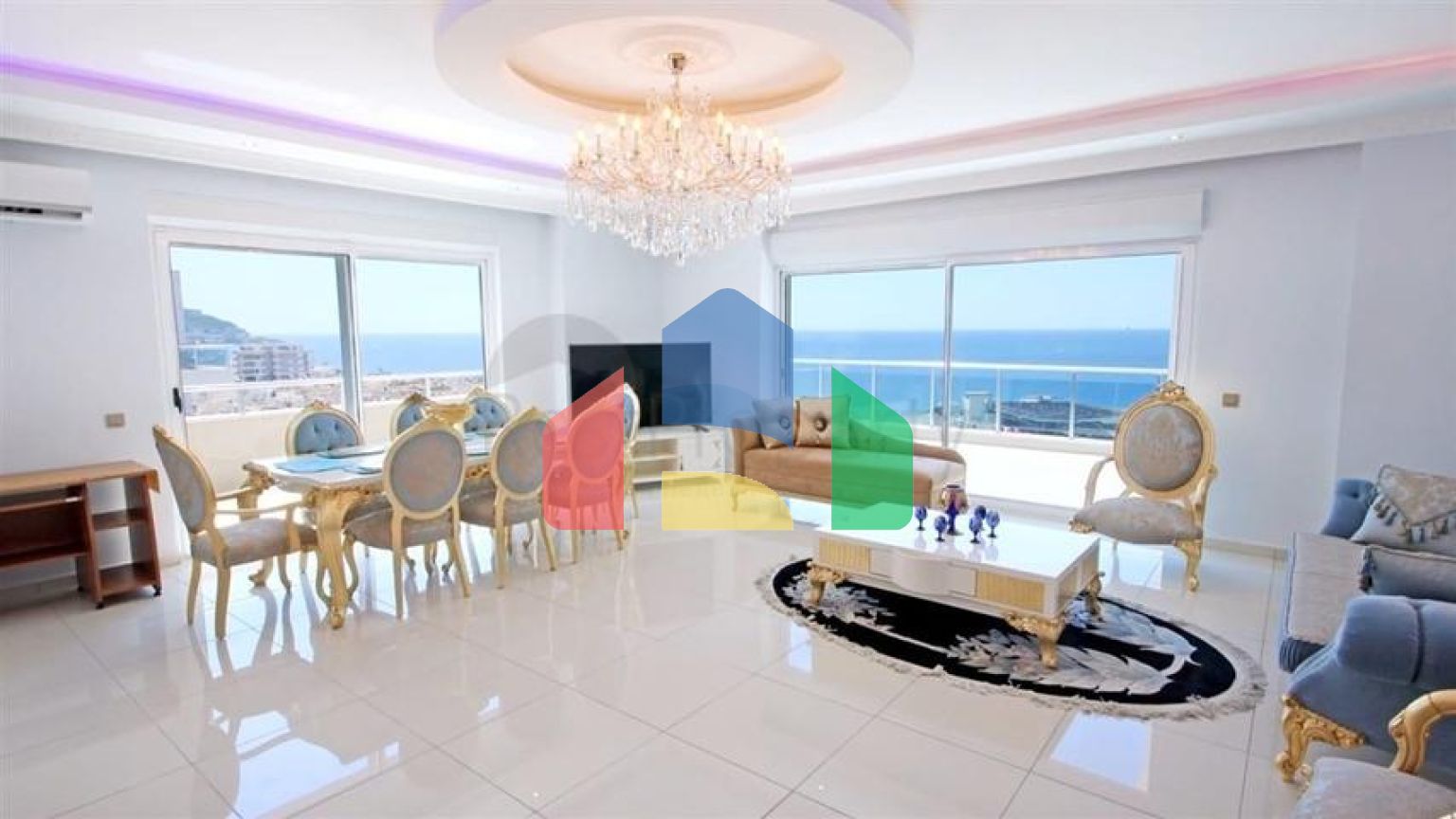 Пентхаус  5+1 в районе Махмутлар