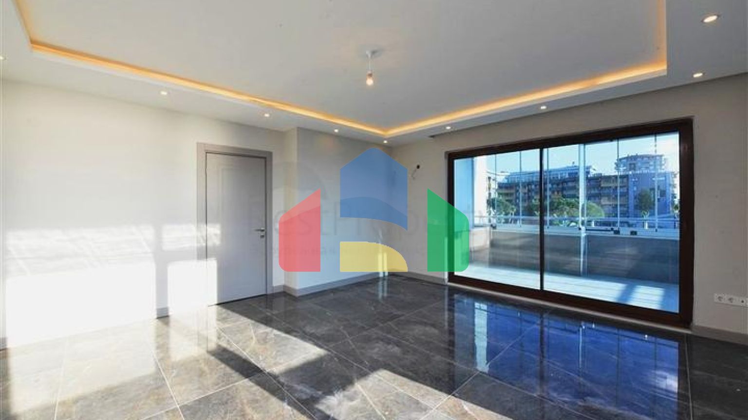 Пентхаус 3 + 1 з видом на Середземне море в Махмутларі