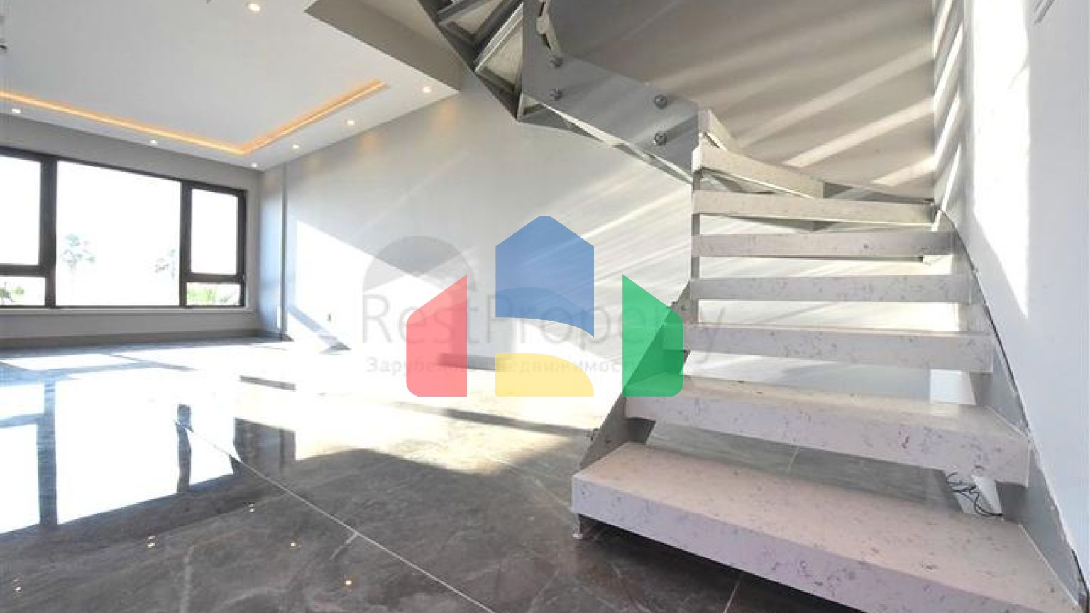 Пентхаус 3 + 1 з видом на Середземне море в Махмутларі