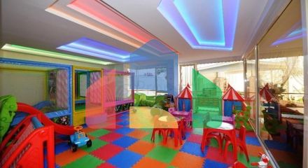 Меблированный пентхаус 4+1 с видом на море в Махмутларе