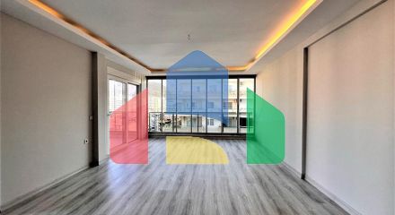 Пентхаус 2 + 1 в центрі Махмутлара з видом на гори