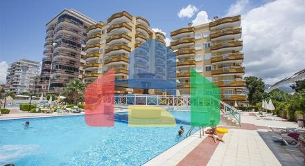 Пентхаус 3 + 1 з видом на море в районі Махмутлар